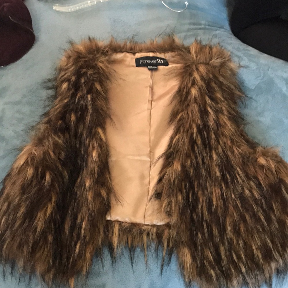 Fur vest